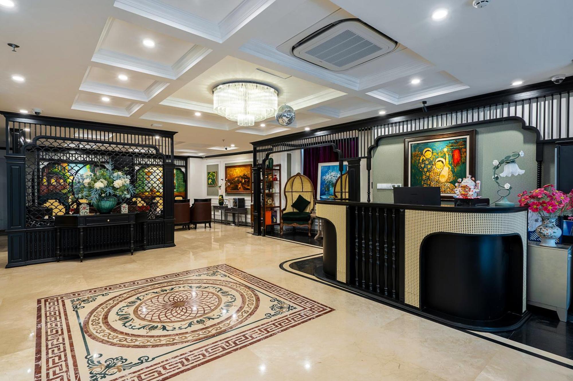 Charmpearl & 4* Hanoi