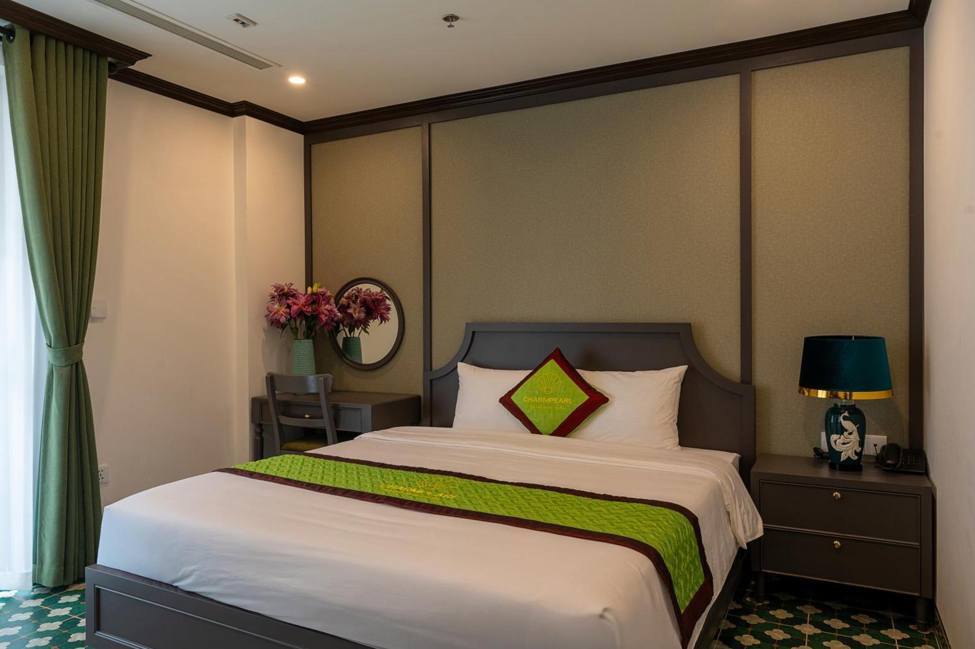 Aparthotel Charmpearl & 4*