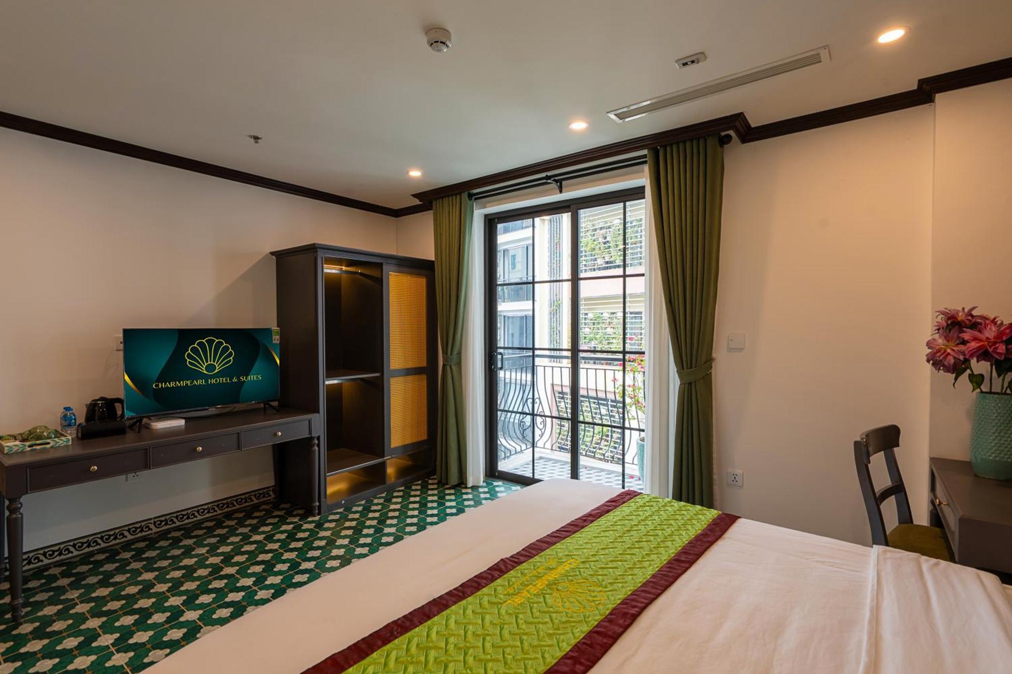 Aparthotel Charmpearl & 4*
